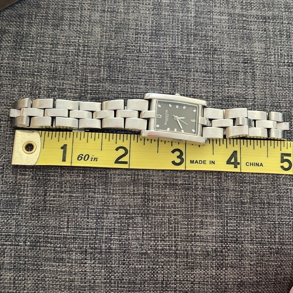 KENNETH COLE NEW YORK stainless Japan movement watch - Picture 6 of 6